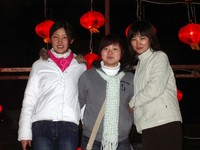 Circle English staff members (from L to R): Catherine, Rose, and Xiao Yang. Catherine and Rose have since left to go the college in Urumqi.