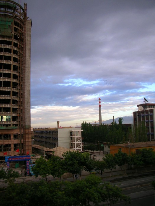 The view from the livingroom of my new apartment in the Hua Shan Binguan.