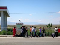 I was surprised to find a bunch of Russian tourists in Jimunai who had just gotten off the bus from Almaty. They were on the way to Urumqi.