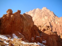 More canyon rocks.